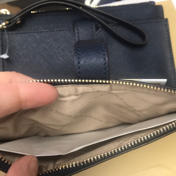Jet set travel double zip wristlet